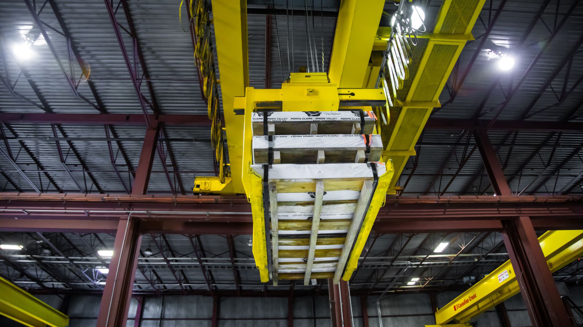 Aerial view - 10T sheet lifter