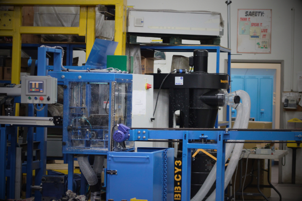 Sheet lifter with operator